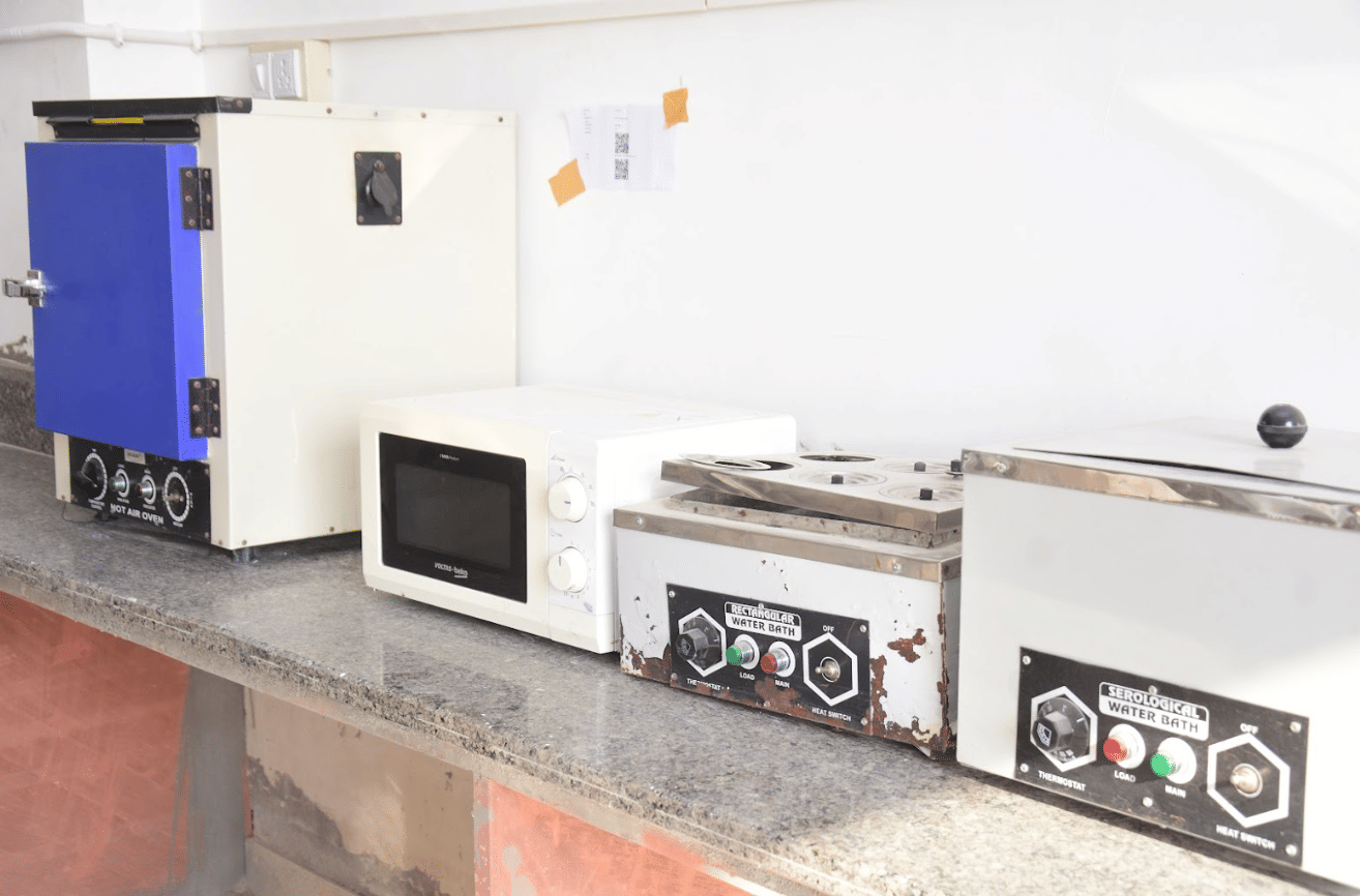 Biyani Institute of Pharmaceutical Sciences Jaipur Pharmacy Lab photo 2